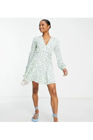 Glamorous V neck long sleeve tea dress with tie waist in pastel floral