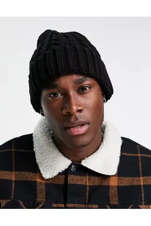 New Look Cable knit beanie in
