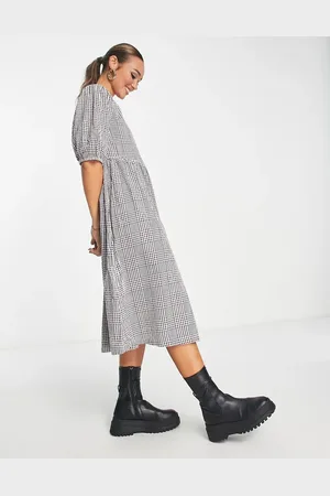 Monki Checked midi dress in check