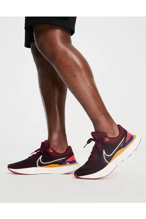 Nike React Infinity Run Flyknit 3 trainers in dark