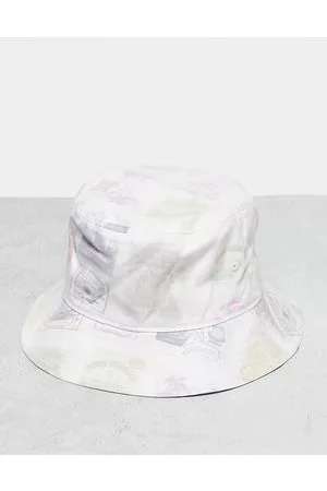 Guess Stamped bucket hat in white