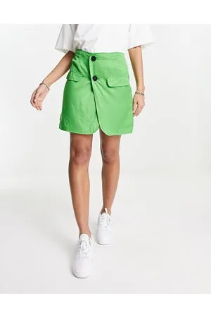 Heartbreak Button front mini skirt in lime