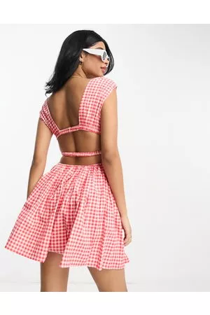 ASOS Mujer De playa - Cotton plunge button through mini sundress with elastic channel detail in red gingham