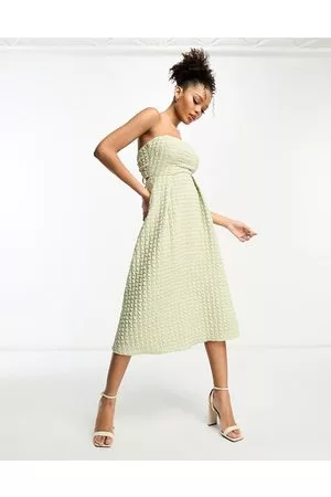 ASOS Mujer Cortos - Textured bandeau cut out back with tie detail midi skater dress in sage