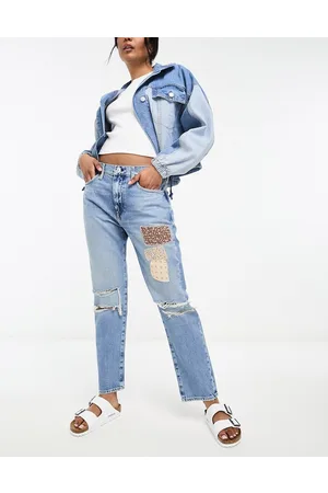 Ralph Lauren Distress repair slim fit ankle length boyfriend fit jeans in light wash
