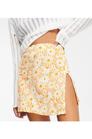 Reclaimed Cross over mini skirt in floral print