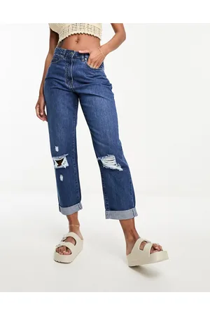 Parisian Ripped knee boyfriend jeans in mid