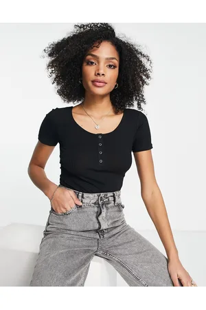 Pieces® Snap front ribbed top in
