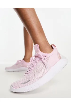 Nike Nike Free Run Flyknit sneakers in