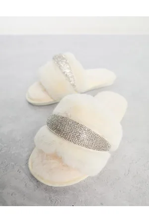 Be Mine Bridal Vibe fluffy embellished slippers in off