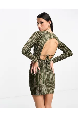 Daisy Street Long sleeve dress in check plisse velvet