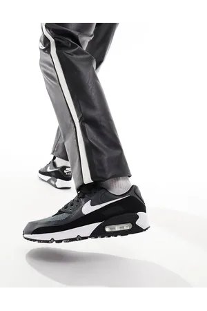 Nike Air Max 90 sneakers in and black