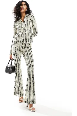 VERO MODA Textured zip front top in monochrome - part of a set