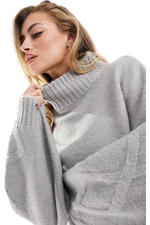 NA-KD Knitted sweater with arm detail in