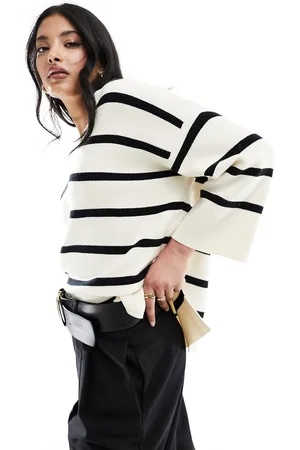 VERO MODA V neck super soft sweater in mono stripe
