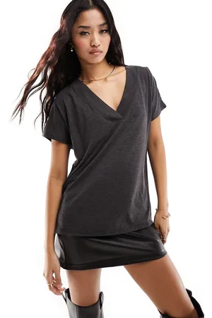 River Island V neck t-shirt in dark