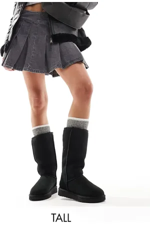 UGG Classic tall II boots in boots in