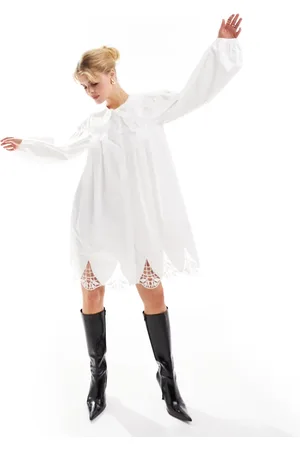 Urban Revivo Lace insert collar detail mini smock dress in