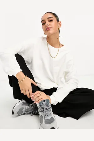 River Island Relaxed crew neck sweatshirt in
