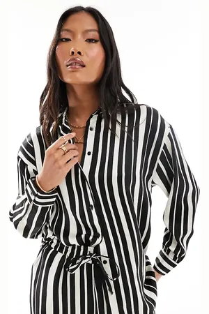 ONLY Oversized shirt in black and white stripe - part of a set