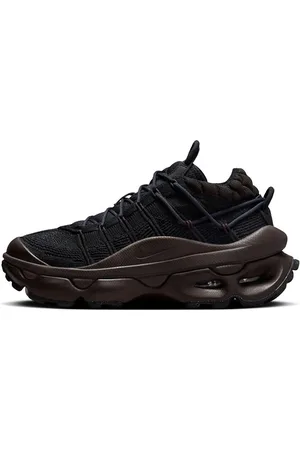 Nike Air Max limitless flyknit sneakers in triple