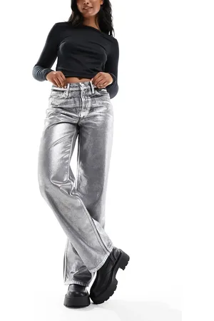 River Island 90s straight leg coated jeans in