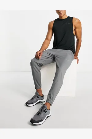 Nike Dri-FIT Challenger woven pants in