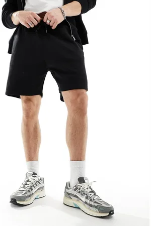 Weekday Jersey shorts in