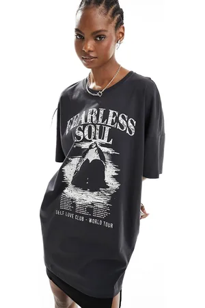 ONLY Oversized fearless soul graphic T-shirt in wash