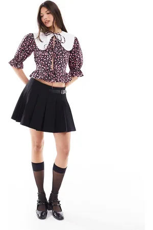 Miss Selfridge Buckle trim pleated mini skirt in