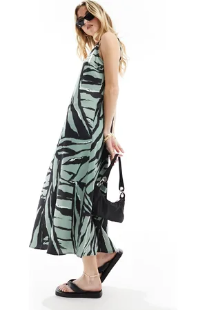 ONLY V neck satin maxi dress in abstract print