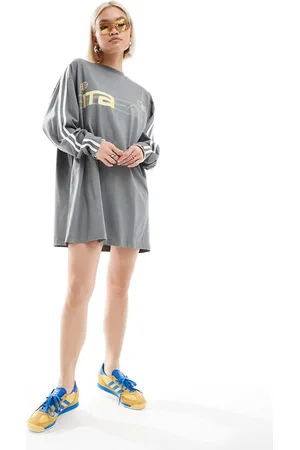 COLLUSION Long sleeve soccer t-shirt dress in