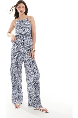 JDY Pull on wide leg plisse pants in white & abstract print - part of a set
