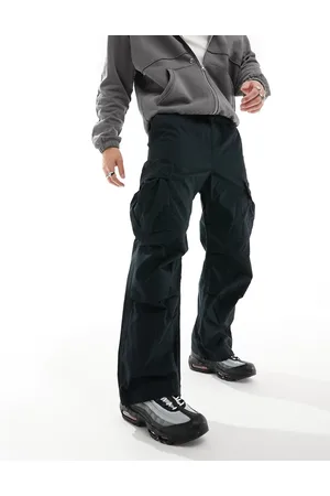 JACK & JONES Wide fit ripstock cargo pants in