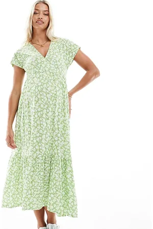 Mama;licious Mamalicious Maternity v neck midi dress in green floral print