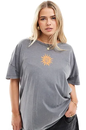 Noisy May Oversized T-shirt with good vibes print in washed