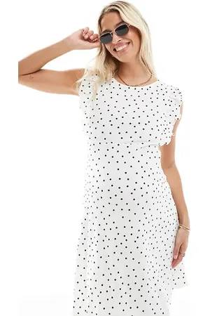 Mama;licious Mamalicious Maternity ruffle detail jersey knee dress in white polka dot print