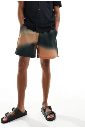 Fred Perry Printed shorts in