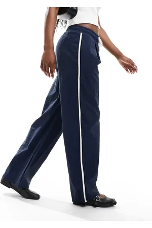 Pull&Bear Stripe detail sweatpants in navy