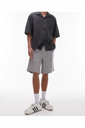 Topman Relaxed chino shorts with elasticized waistband in