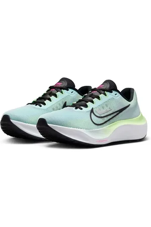 Nike Zoom Fly 5 sneakers in light and green