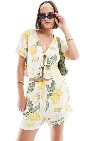 ASOS Pull-on shorts with rick-rack trim in lemon print