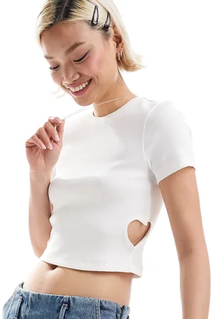 ONLY Ribbed top with open heart detail in