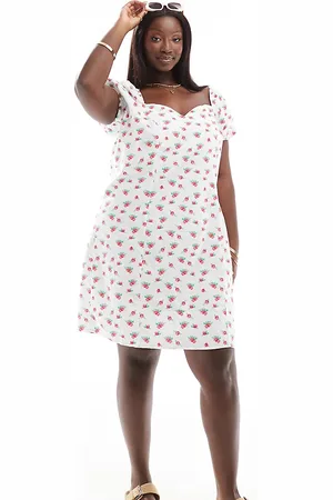 VERO MODA Sweetheart neck mini dress with puff sleeves in floral print