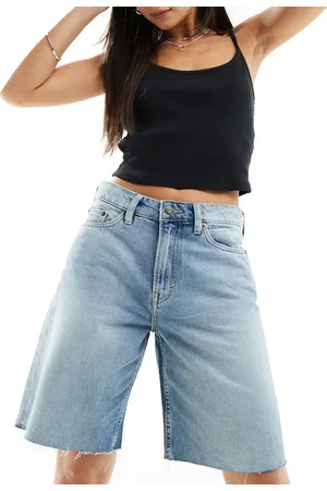Weekday Monterey low waist wide leg denim shorts in tide