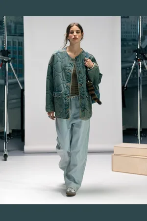Topshop High rise baggy jeans in super bleach