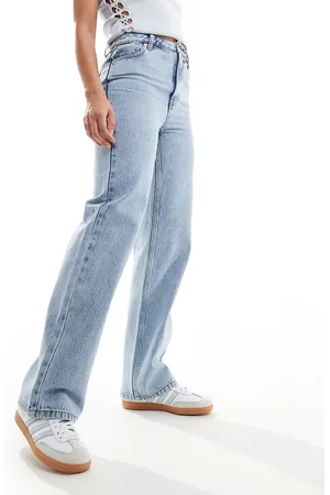 Miss Selfridge Straight leg jeans in light bleach wash