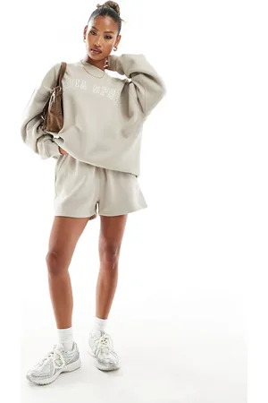 Kaiia Sweat shorts in stone - part of a set
