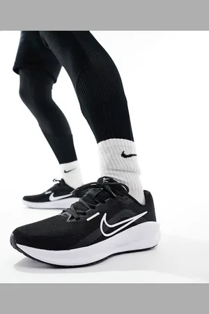 Nike Downshifter 13 sneakers in and white