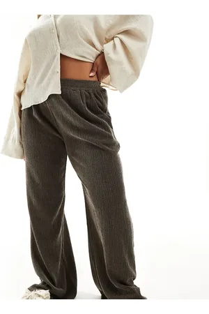 ASOS ASOS DESIGN Curve textured wide leg pants in chocolate